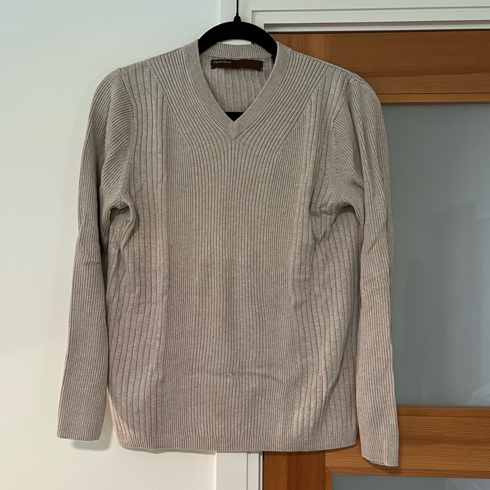 perry ellis v neck knit sweater